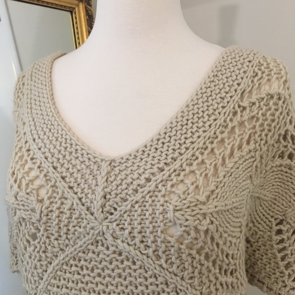 NWT Crochet Knit Short Sleeve Sweater - Picture 2 of 3
